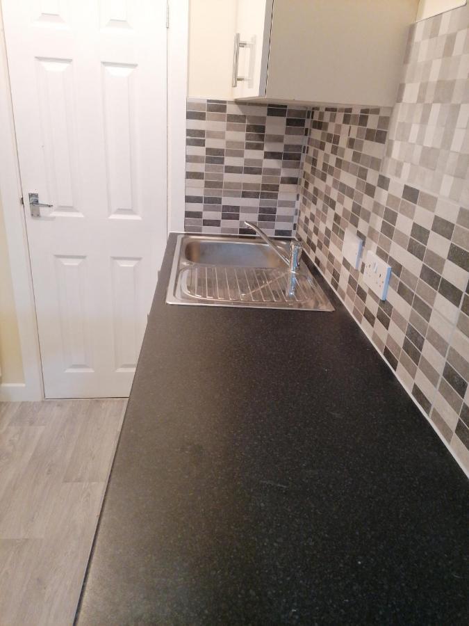 Self-Contained Studio Flat Bathrooms Kitchens Upgrade Locations To City Centre 15 Minutes Walking Distance Nottingham Universities Queen Hospitals City Hospitals 외부 사진